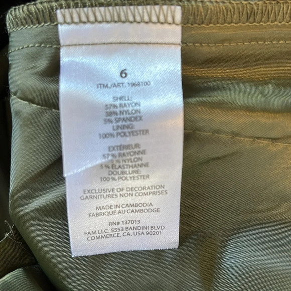 BANANA REPUBLIC NWT Dark Olive Green Mid Rise Straight Leg Pants Stretch Size 6 - Picture 9 of 12